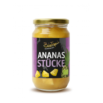Ananasstücke in Ananassaft